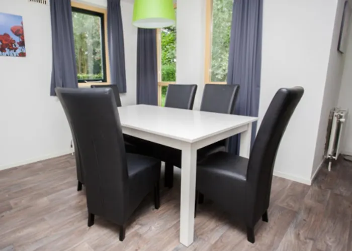 De Groene Heuvels 假日公园 *